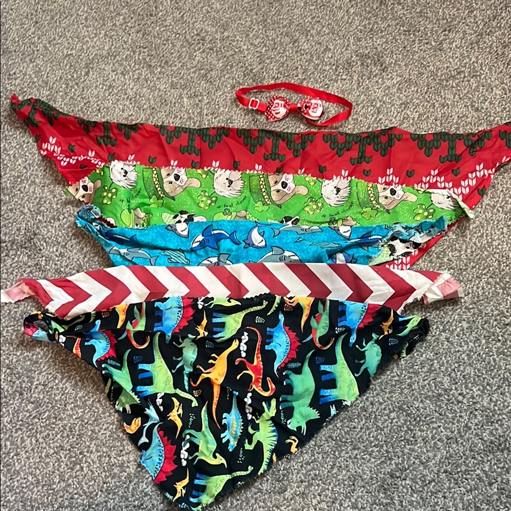 5 Assorted Printed Bandana Set - Red, Green, Blue, Black and  1 bow tie